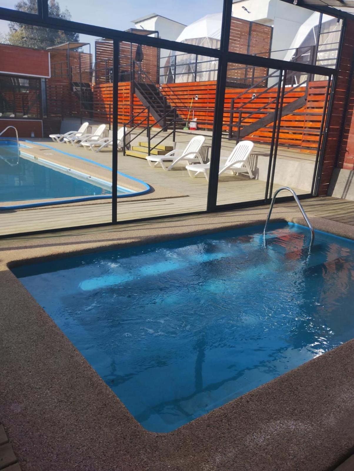 Aparthotel Glamping Domos Rapel